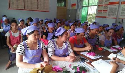 元墩鎮楊莊村開展貧困勞動力職業技能培訓，助力脫貧攻堅