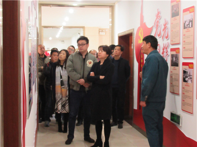 全國(guó)建材行業(yè)職業(yè)技能鑒定培訓(xùn)班學(xué)員深入昆鋼嘉華參觀考察，推動(dòng)職業(yè)技能培訓(xùn)與產(chǎn)業(yè)融合